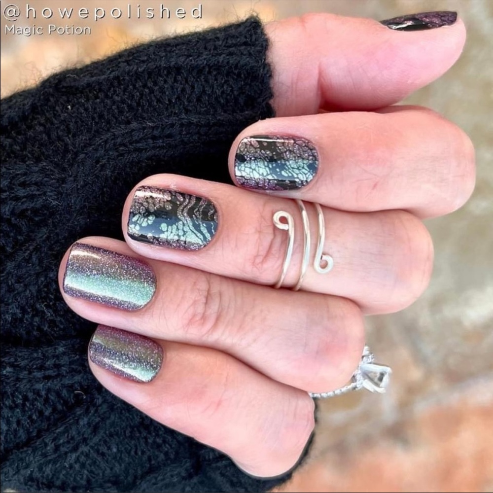 *Retired* Color Street: Magic Potion | Green Purple Fall Glitter Halloween - Picture 9 of 15